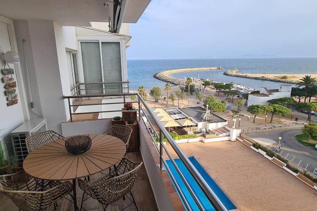 Sunsetmare Vacational Apartment Roses Exterior photo