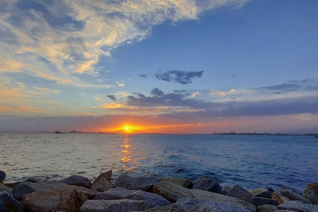 Sunsetmare Vacational Apartment Roses Exterior photo