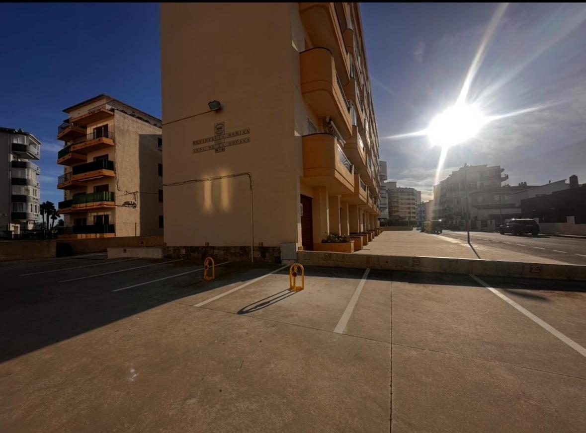 Sunsetmare Vacational Apartment Roses Exterior photo